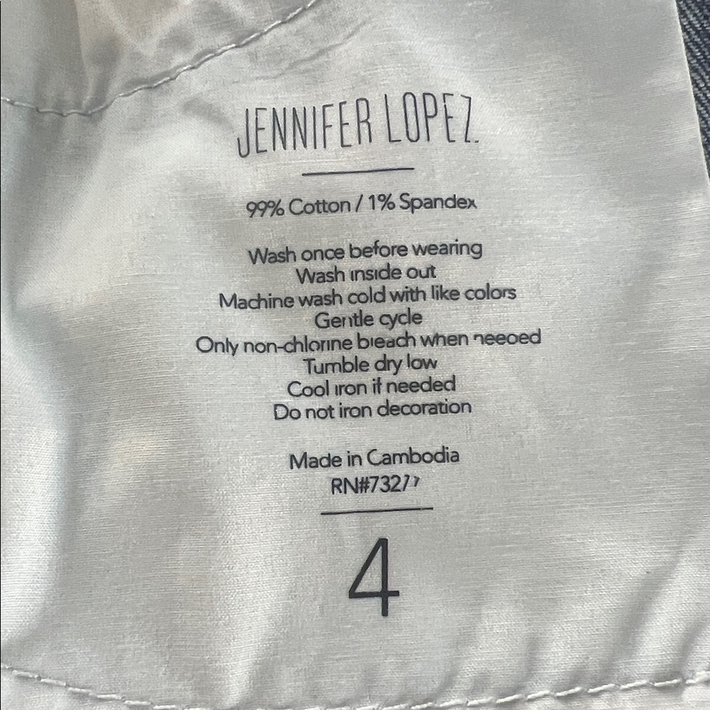 Jennifer Lopez Dark Blue BOYFRIEND Jean Shorts 🩳 - Picture 2 of 7